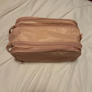 Travel/Cosmetic Bag
